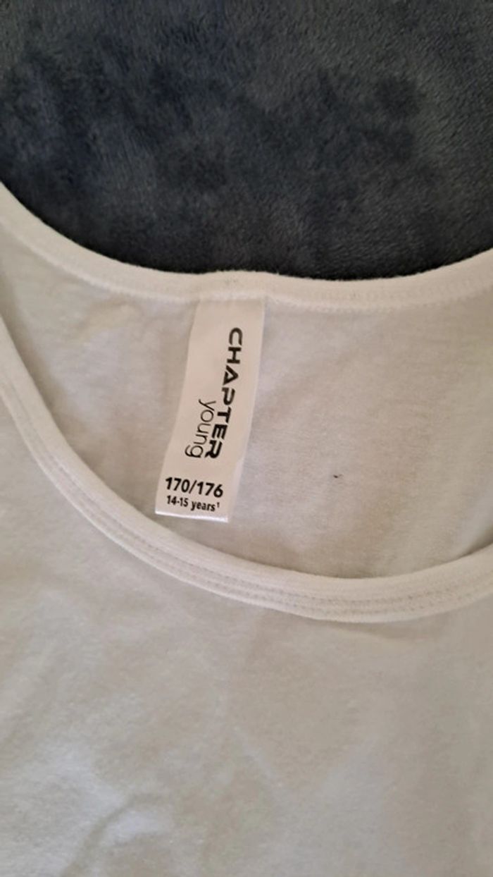 💚Lot 2 débardeurs blancs – taille 12 ans - photo numéro 3