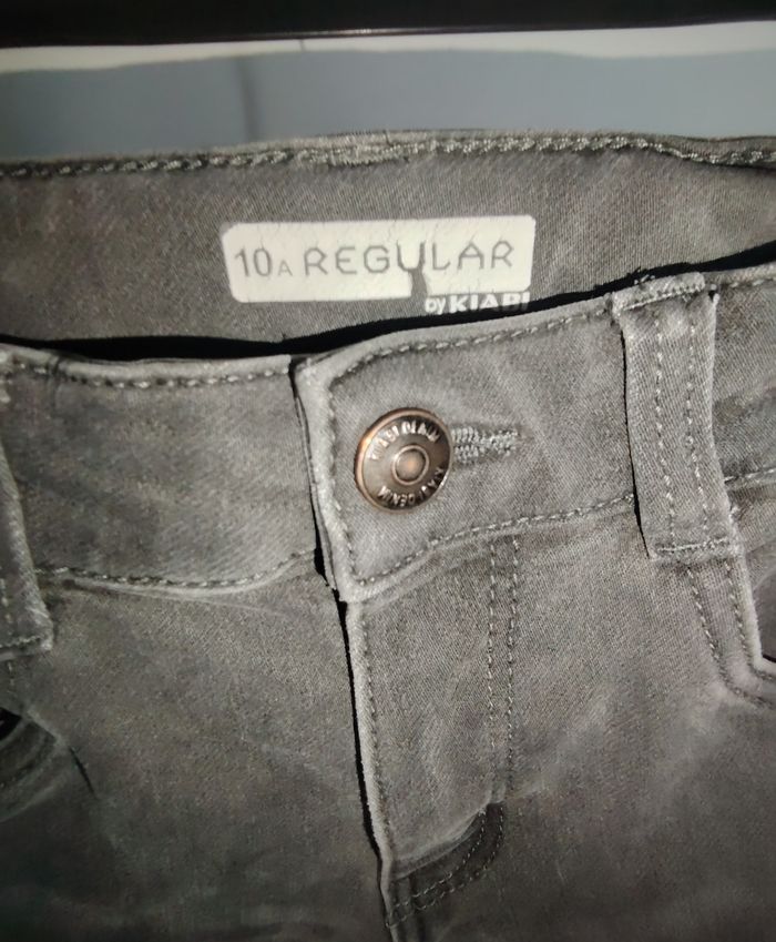 Jean gris Kiabi taille 10 ans - photo numéro 2