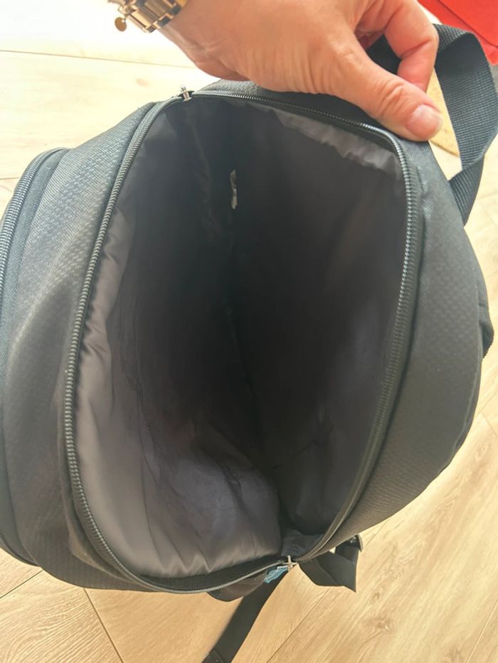 Sac à dos Case Logic noir - photo numéro 4