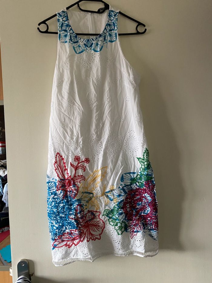 Robe Desigual