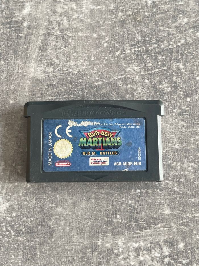 Jeu pour Nintendo Gameboy advance, Butt-Ugly matians B.K.M battles version europe dont le français.
