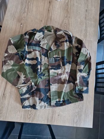 Veste militaire