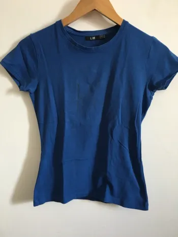 T shirt bleu