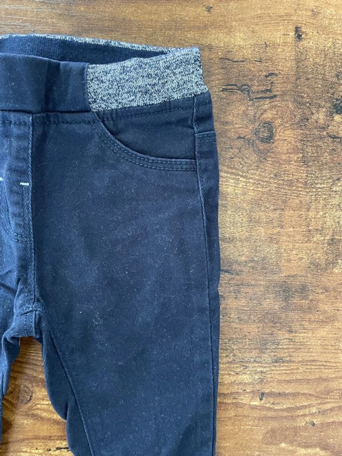 Jean / Jegging slim bleu nuit avec ceinture paillettes - photo numéro 2