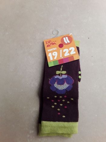 1 paire de chaussettes violettes fille 19/22 DPAM NEUVES