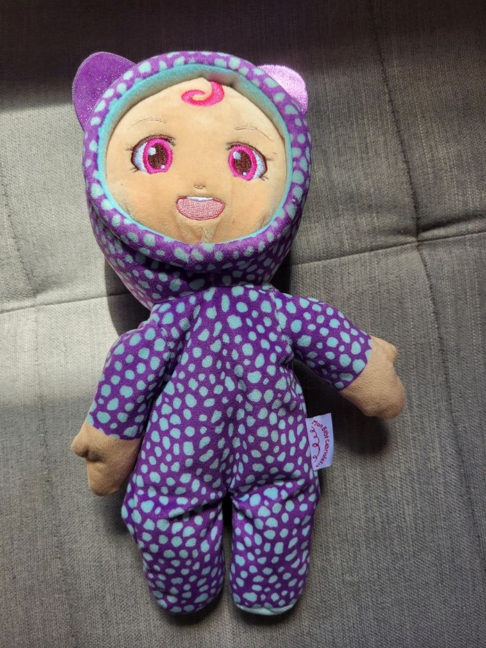 Bébé cabriole fille.