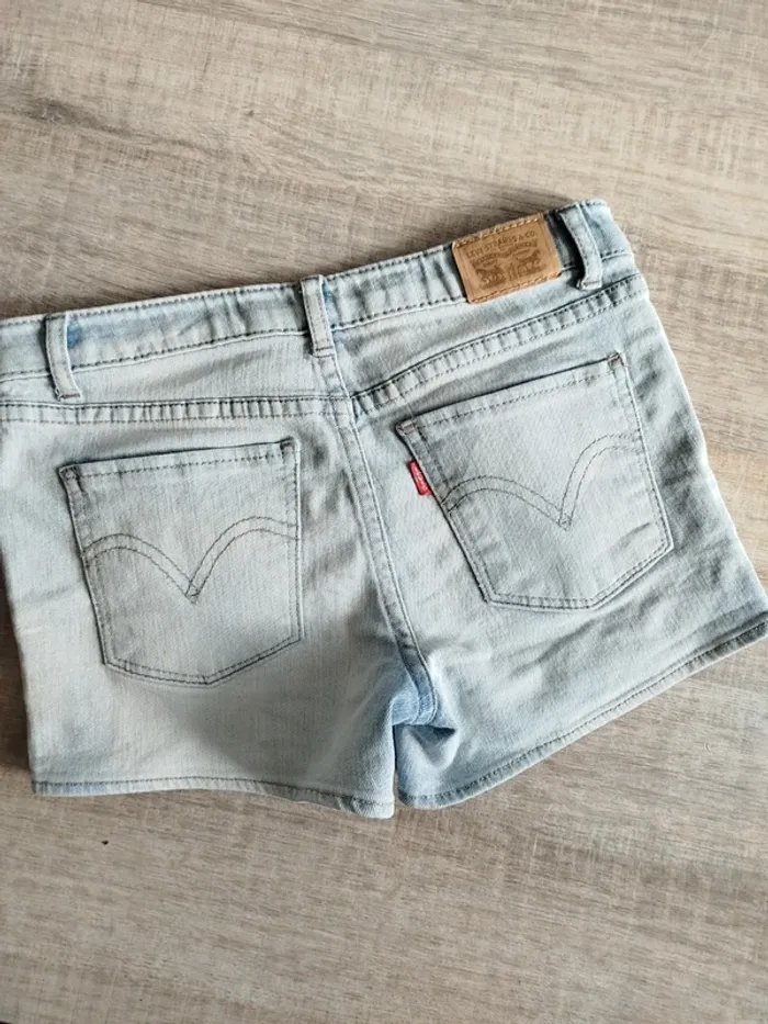 Short levis 10 ans - photo numéro 2