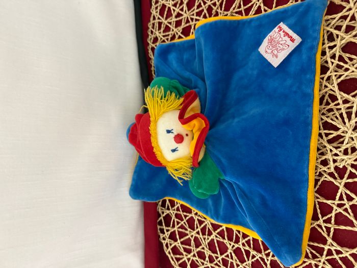 doudou plat clown bleu bonnet rouge - Moulin Roty - photo numéro 4