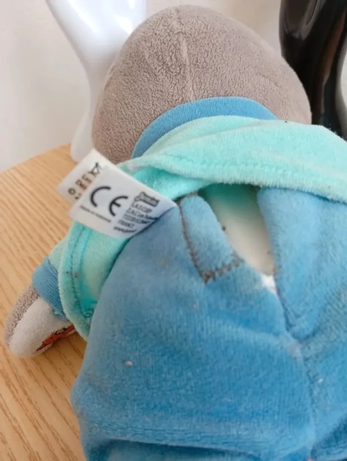 Peluche interactive tchoupi avec doudou 30cm tchoupi raconte moi une histoire - photo numéro 6