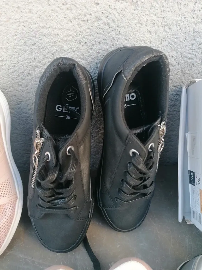 Chaussures enfants du bébé au 32,34,35,36 - photo numéro 4