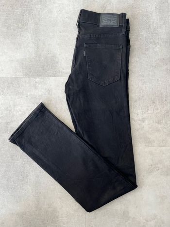 Jean Levi’s Femme – W26
