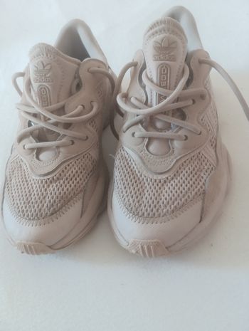 Chaussures adidas ozewego