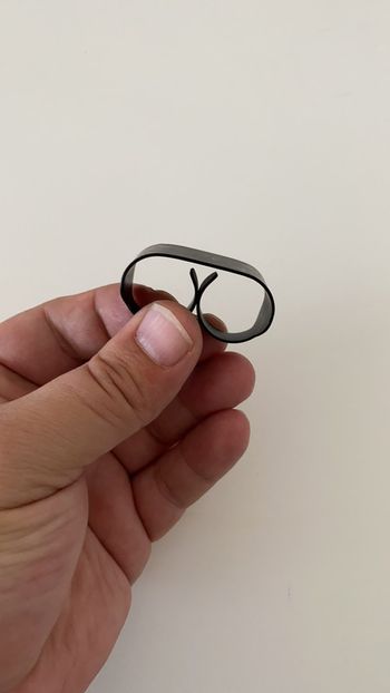 Belle bague plusieurs doigts pour la taille voir photos