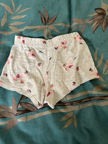 Short gris flamant rose 8 ans
