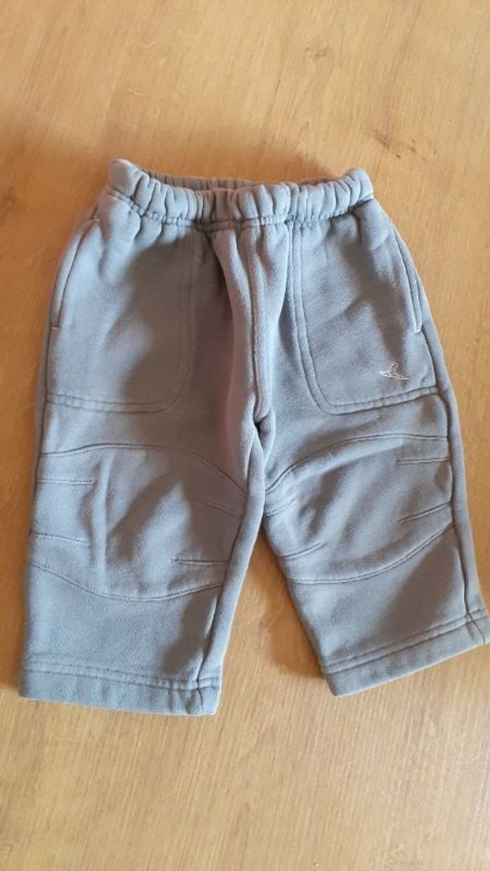 Pantalon jogging DECATHLON 12 MOIS