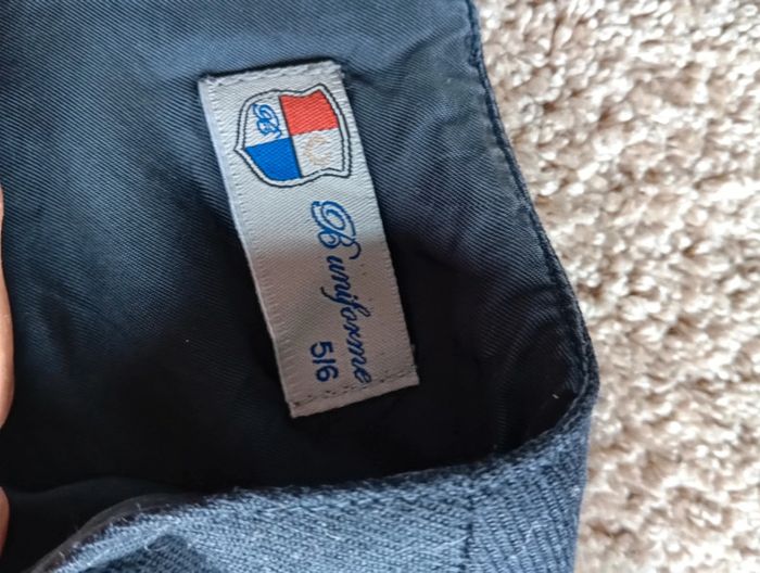 Robe uniforme 5 ans - photo numéro 2