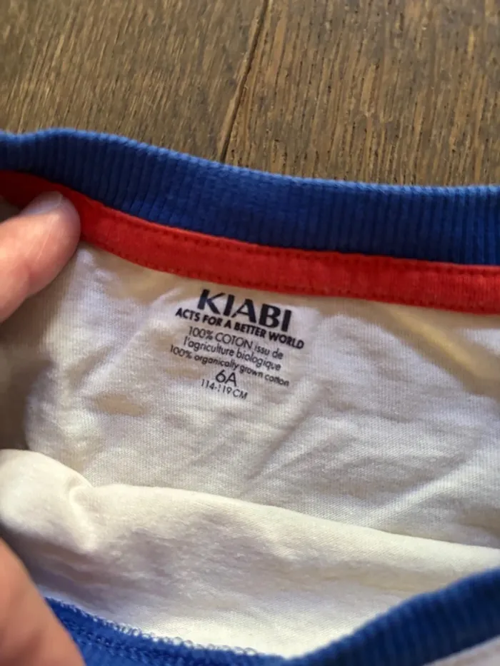 T-shirt Kiabi tbe 6 ans - photo numéro 4