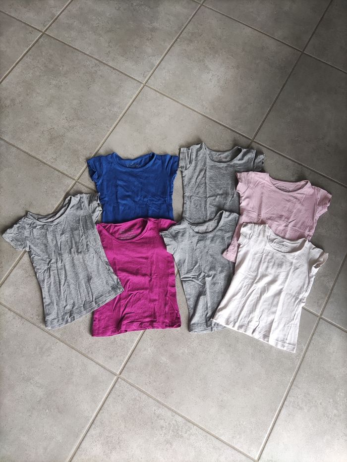 Lot 7 maillots de corps