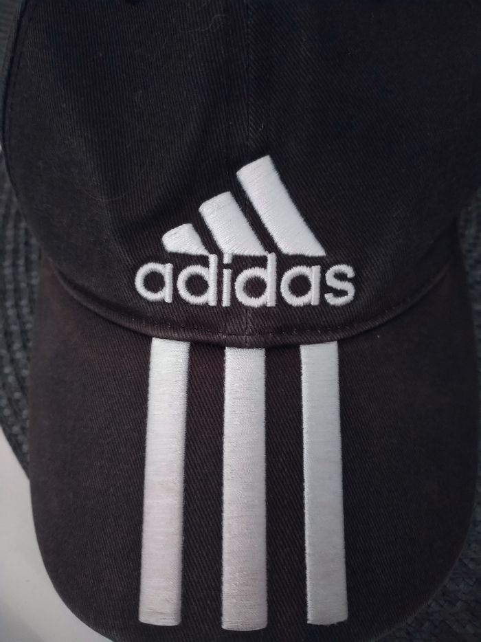 Casquette noire "Adidas" extérieur 100% coton  réglable taille unique - photo numéro 3