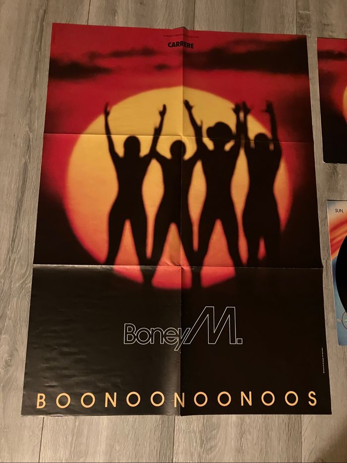 Vinyle 33 tours +grand poster-Boney M-Boonoonoonoos - photo numéro 2