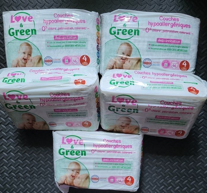 5 paquets de couches love and Green taille 4
