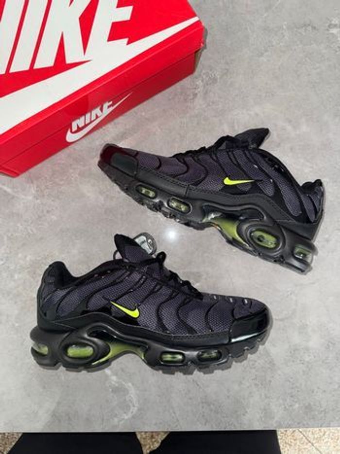 Nike tn noir gris fluo 40 - photo numéro 3