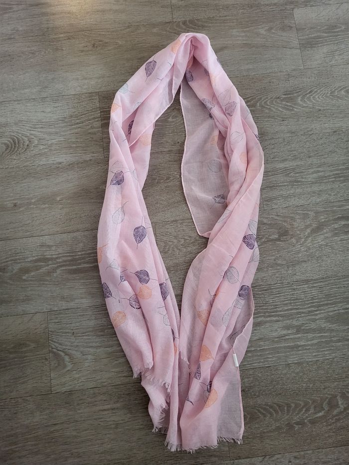Foulard rose