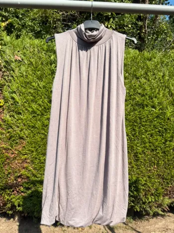 Robe col roulé sans manches style bohème – Marque non précisée