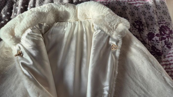 Cape blanche taille unique - photo numéro 3