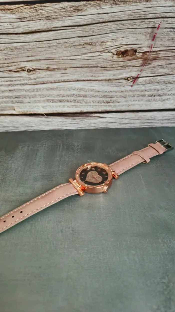 Montre chic - photo numéro 2