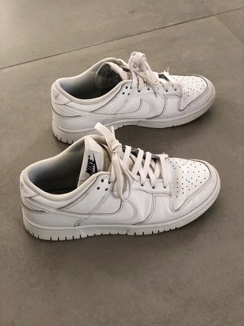Chaussures Nike blanche