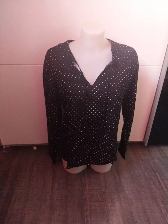 Jolie blouse à pois taille XL