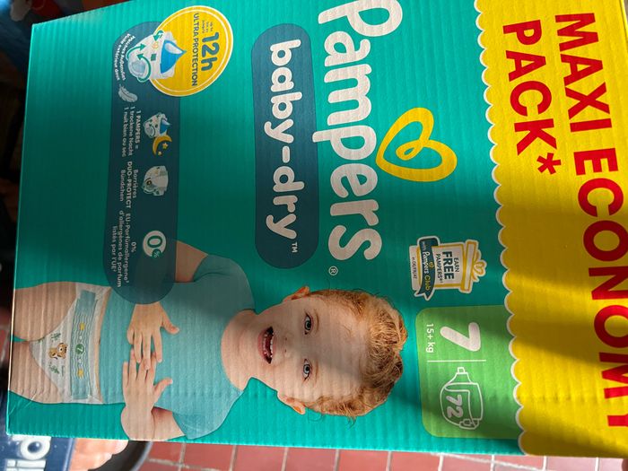 Couches Pampers taille 7 - photo numéro 2