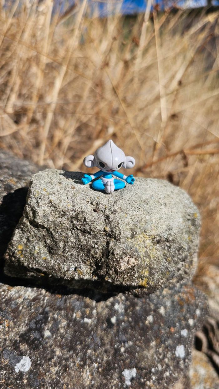 Super petite figurine Pokemon Nintendo meditikka - photo numéro 2