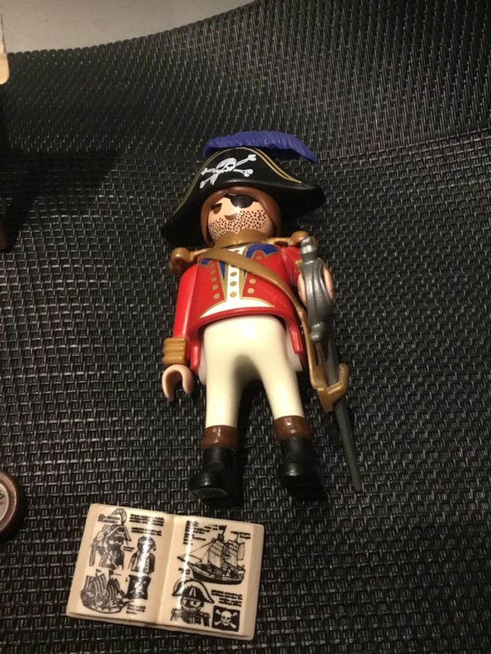 Playmobil figurine capitaine pirate 4293 avec plumier et accessoires - photo numéro 2