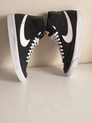Très belle basket Nike