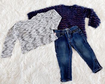 Lot pantalon 2 pulls