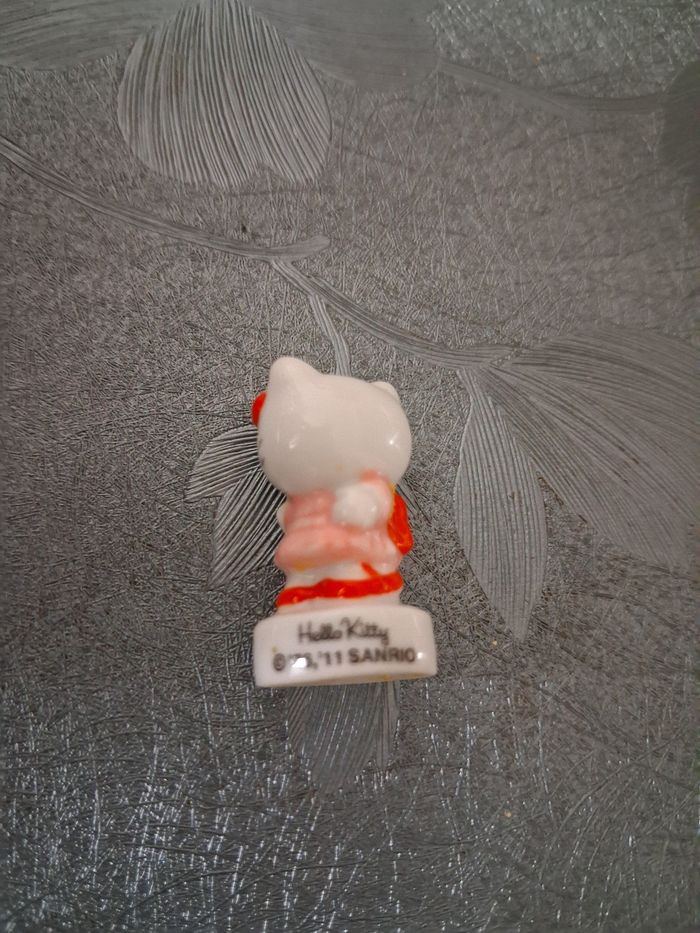 Fèves HELLO KITTY - photo numéro 5