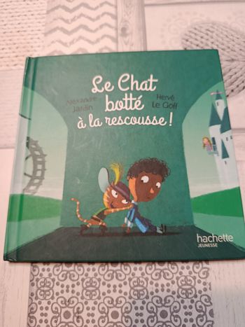 Livre " Le chat botté à la rescousse !"
