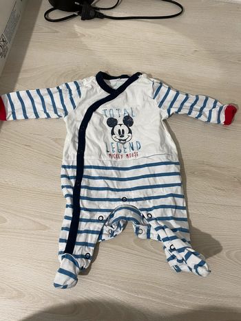 Lot 2 pyjama mickey