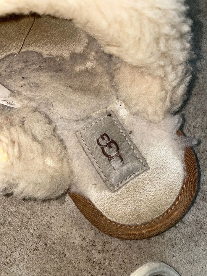 Chausson ugg taille 38 - photo numéro 4