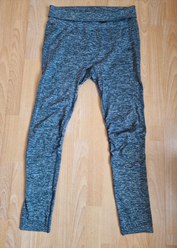 Legging Nike fitness - photo numéro 2
