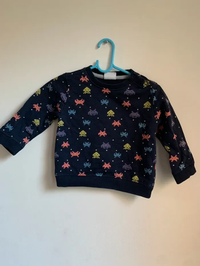 Sweat bleu marine motifs colorés – ZY Baby Boy – 9/12 mois