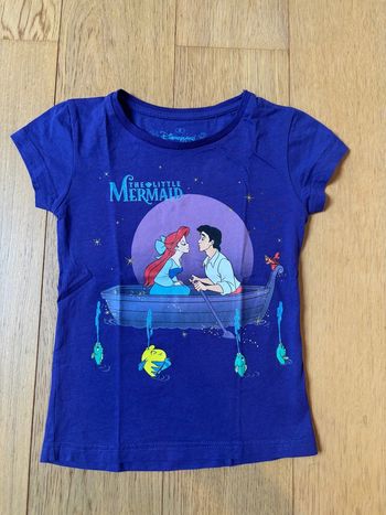 T-shirt Disneyland Paris la petite sirène 8 ans