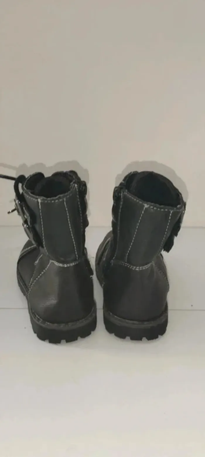 Bottines noires fourrées marque Gémo, taille 23, bon état - photo numéro 6