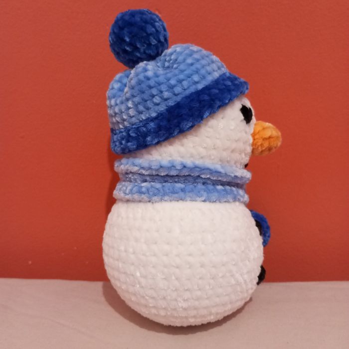 Noël : bonhomme de neige au crochet - photo numéro 2