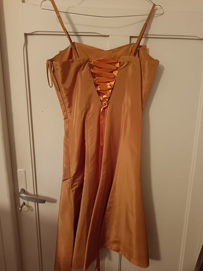 Robe de soirée - photo numéro 3