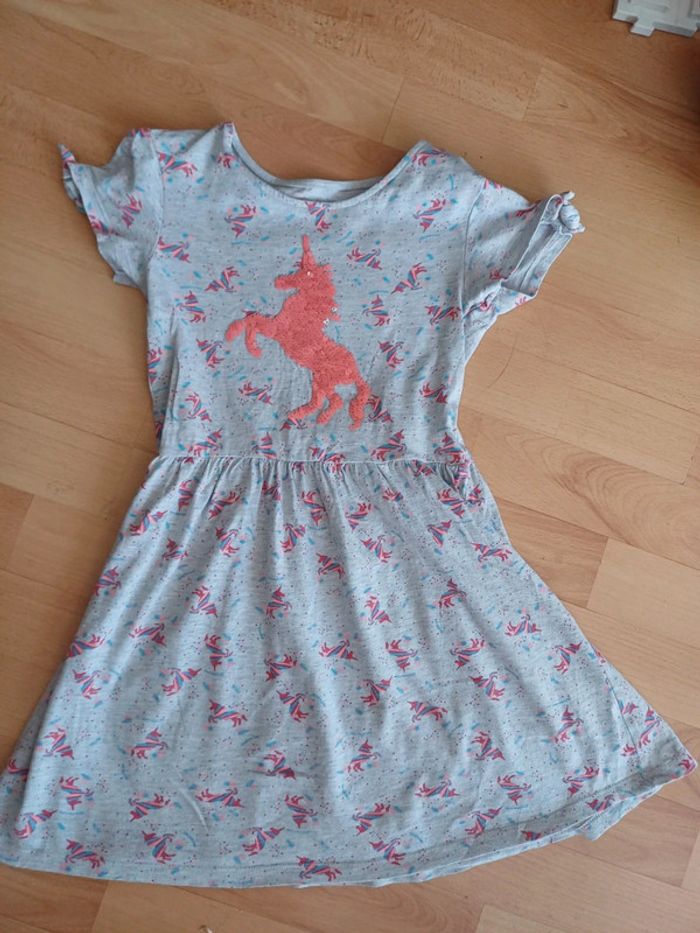 Robe 8 ans
