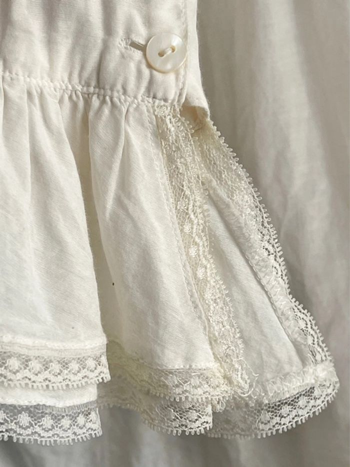 Magnifique chemise/blouse lavallière avec manches froufrous et dentelle en 70% coton 30% soie - photo numéro 3