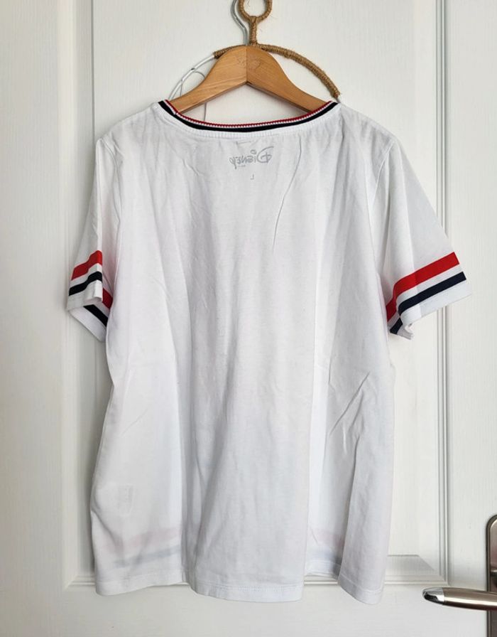 T-shirt Mickey taille L impeccable - photo numéro 2